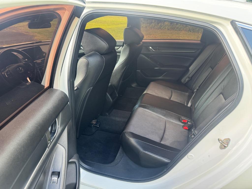 2019 Honda Accord - $13,995