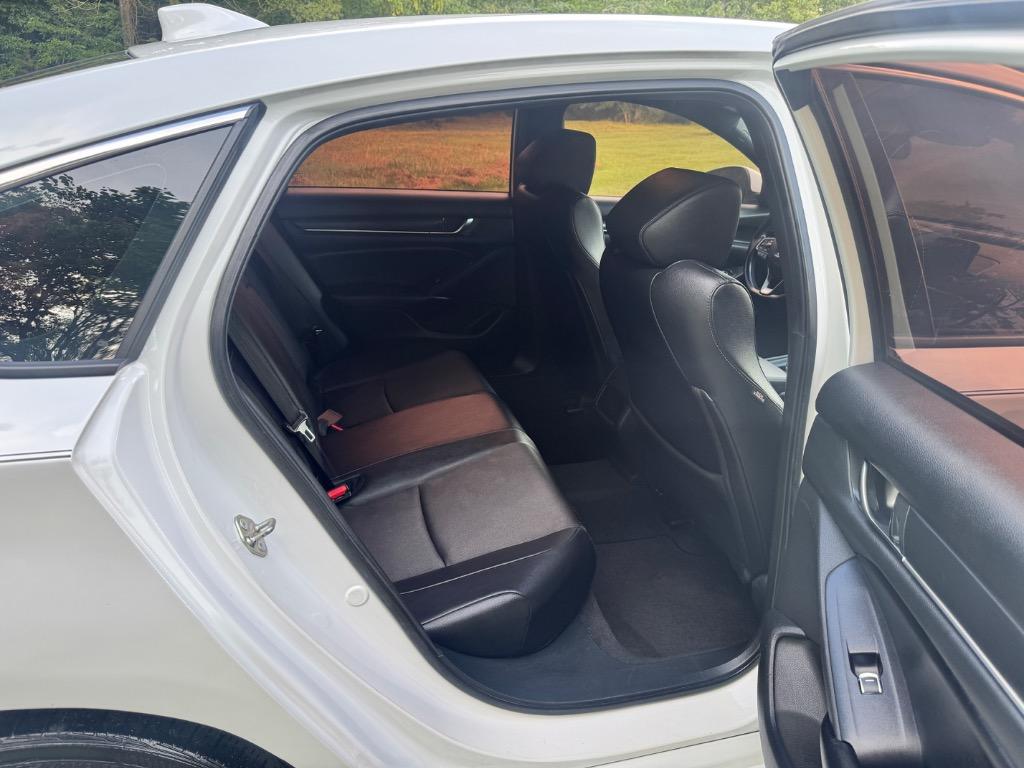 2019 Honda Accord - $13,995