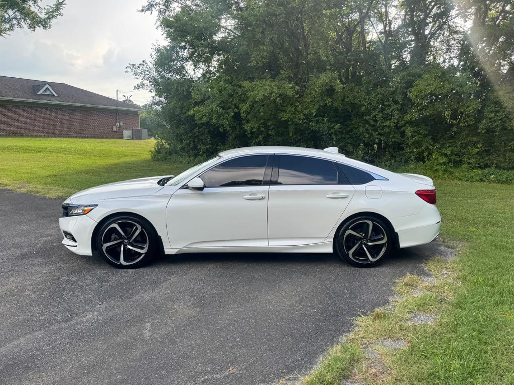 2019 Honda Accord - $13,995