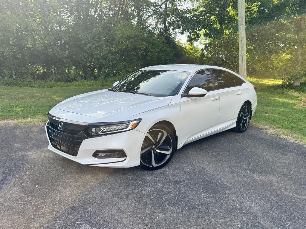 2019 Honda Accord - $13,995