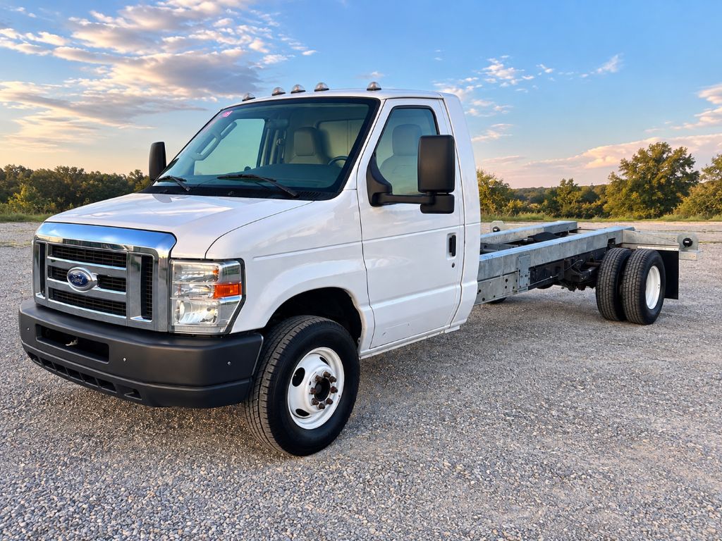 2013 Ford E-450
