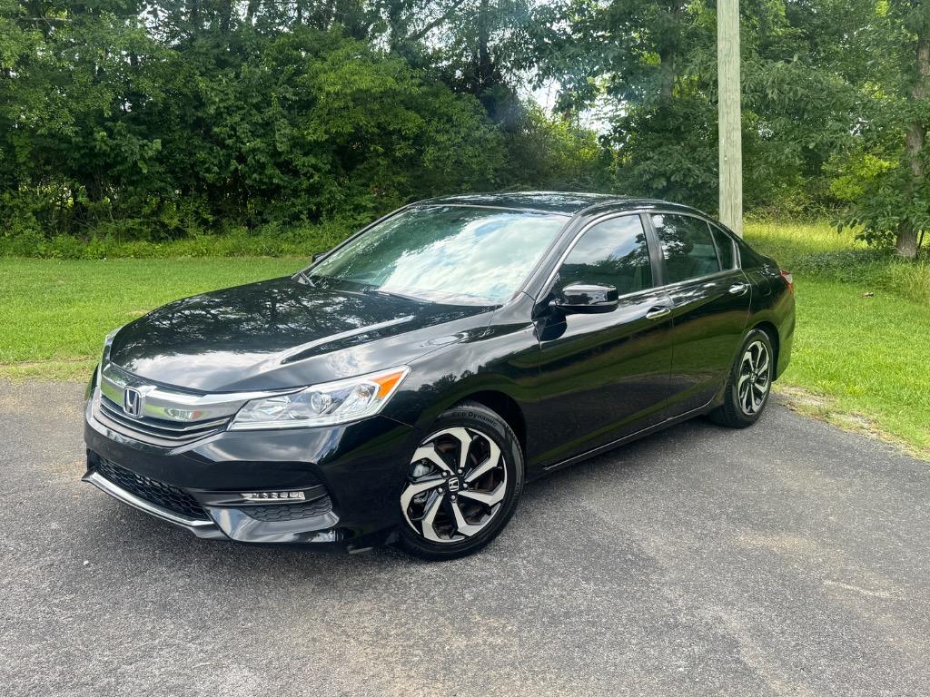 2017 Honda Accord - $12,995