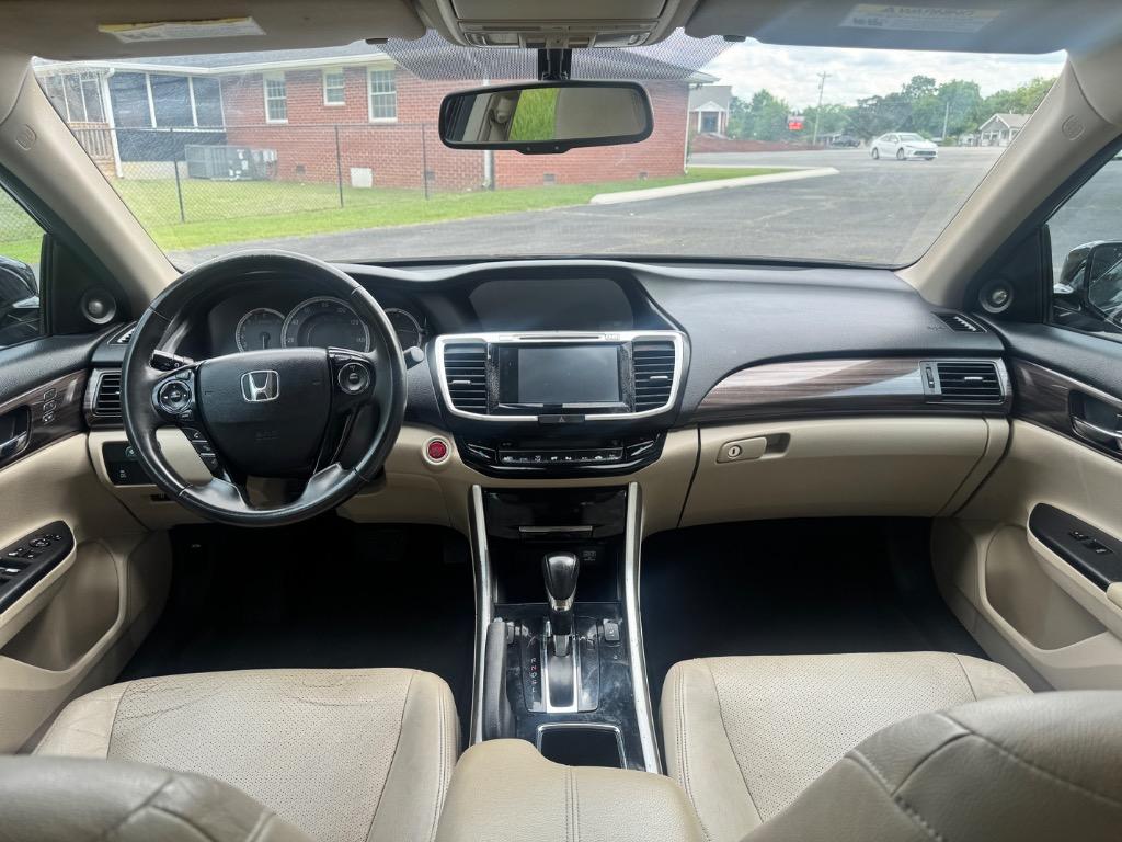 2017 Honda Accord - $12,995