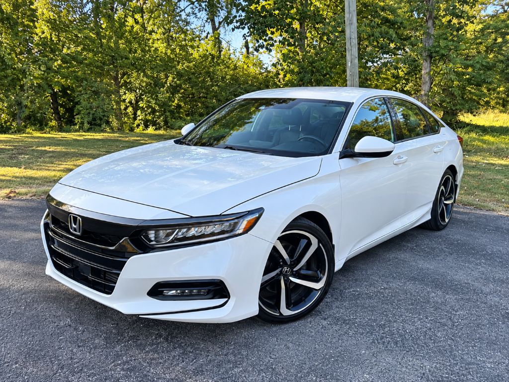 2018 Honda Accord - $15,995