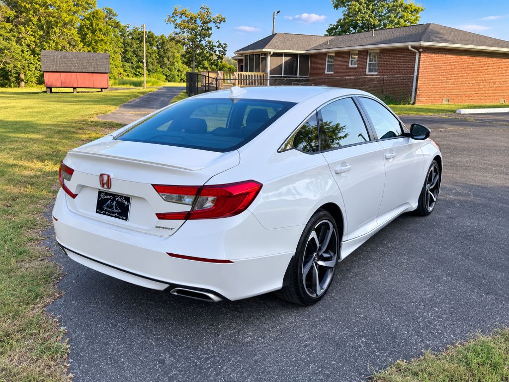 2018 Honda Accord - $15,995