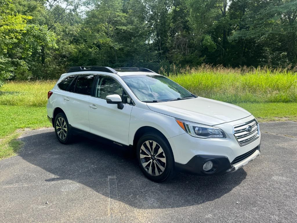 2017 Subaru Outback - $8,995