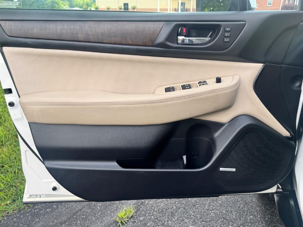 2017 Subaru Outback - $8,995