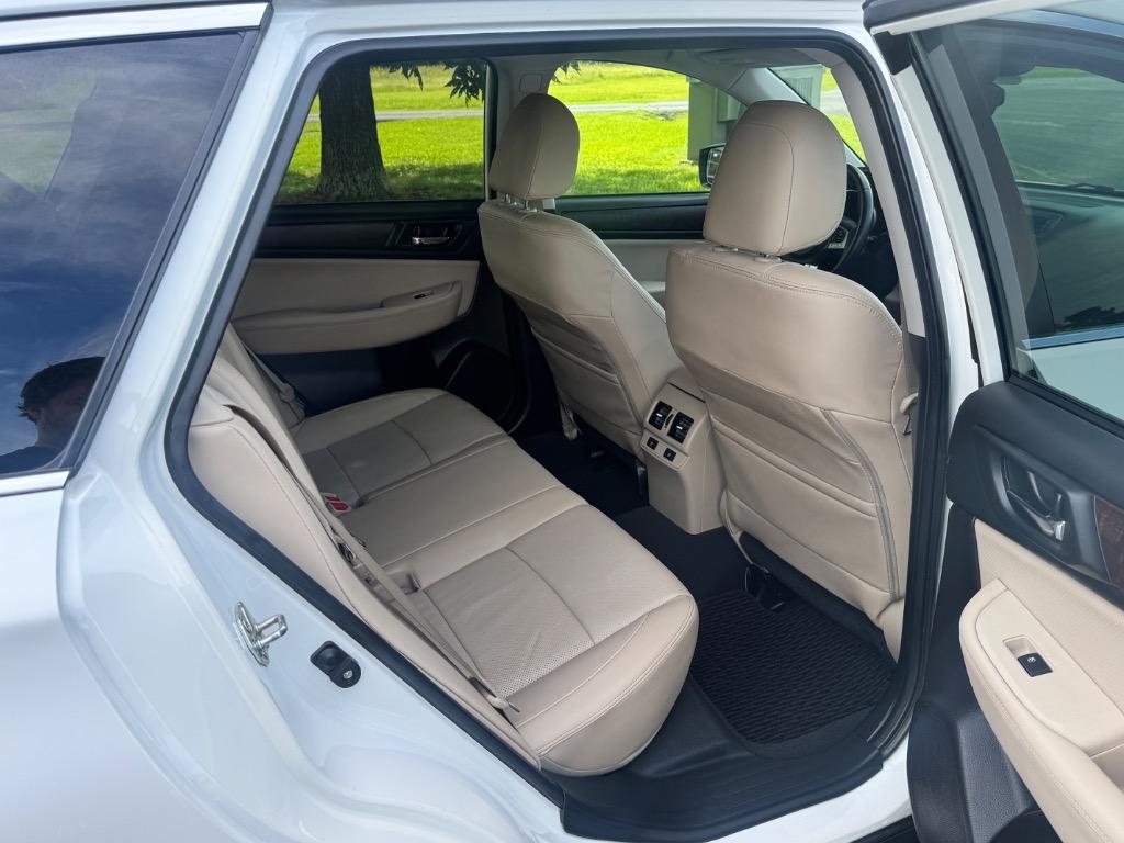 2017 Subaru Outback - $8,995