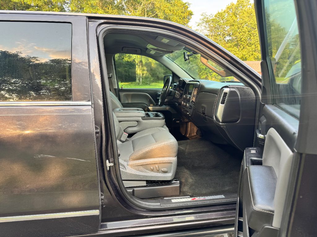 2015 Chevrolet Silverado 1500 - $16,995