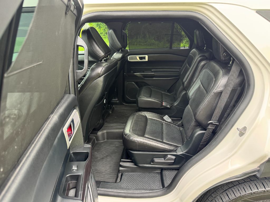 2020 Ford Explorer - $18,995