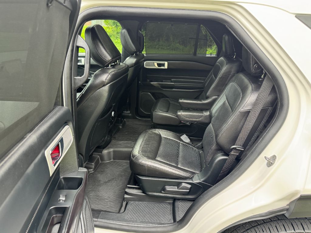 2020 Ford Explorer - $18,995