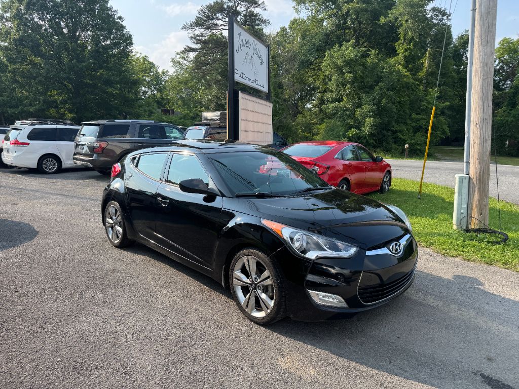 2017 Hyundai Veloster Value Edition photo