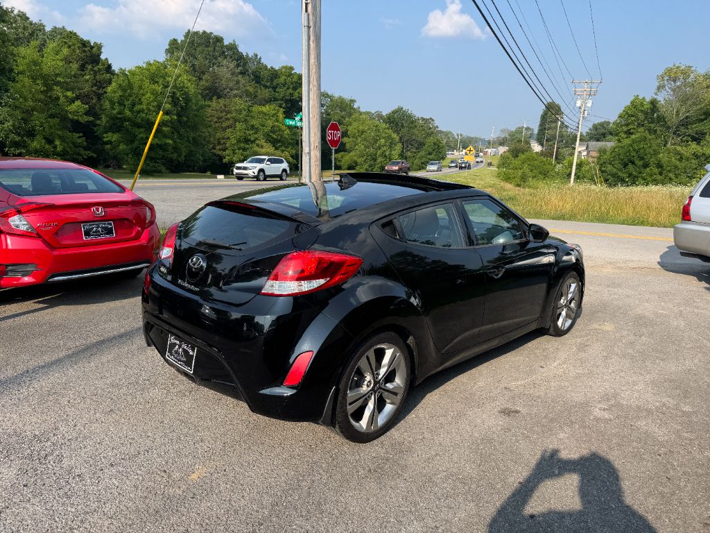 2017 Hyundai Veloster Value Edition photo