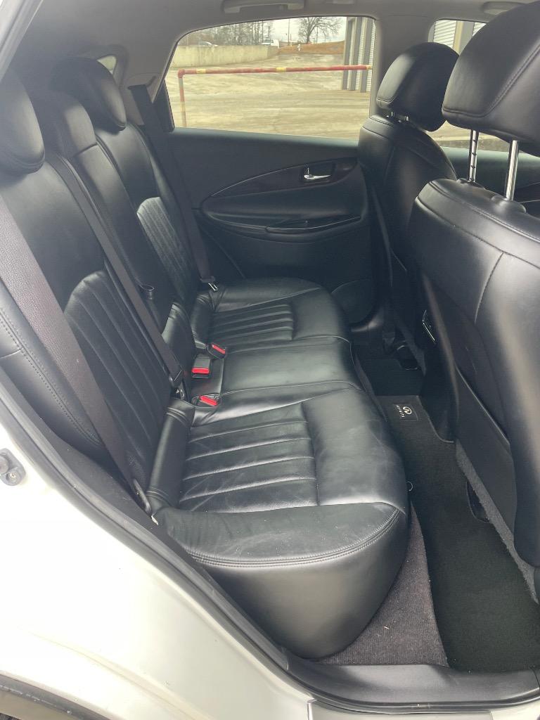 2015 Infiniti QX50 Journey photo