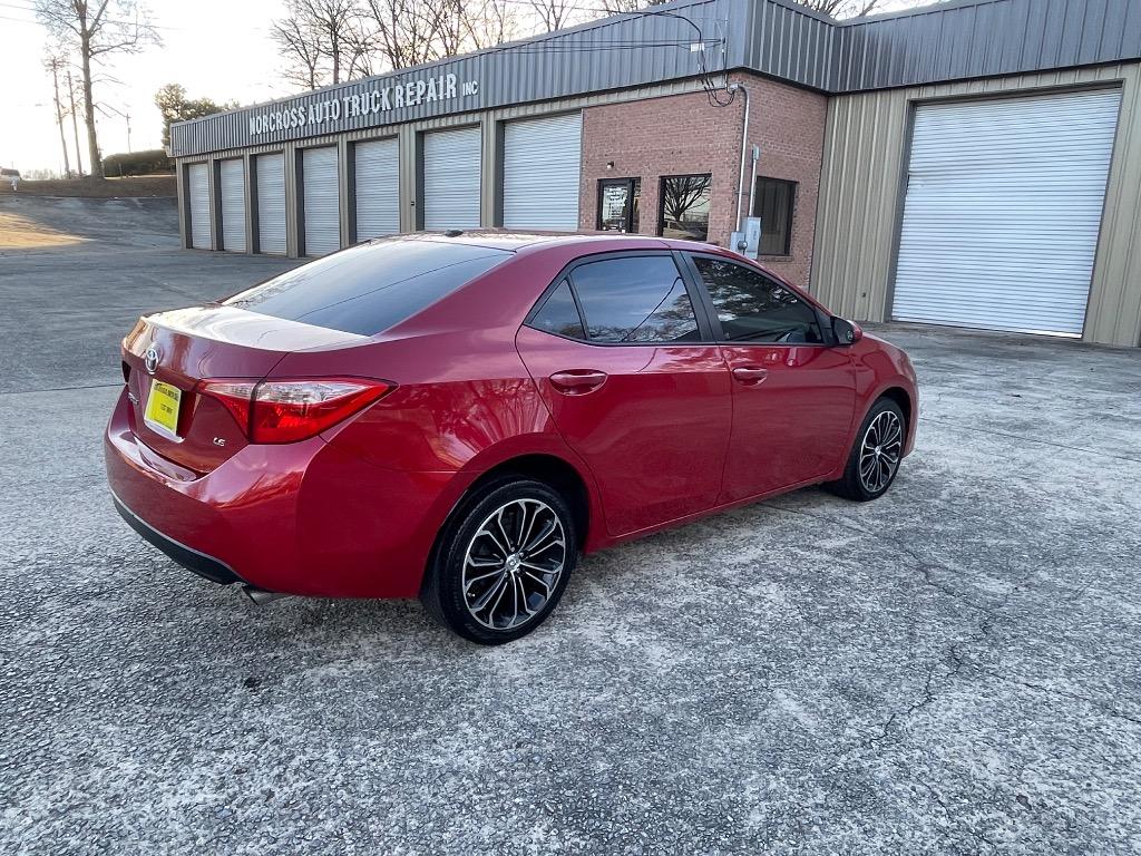 2017 Toyota Corolla LE photo