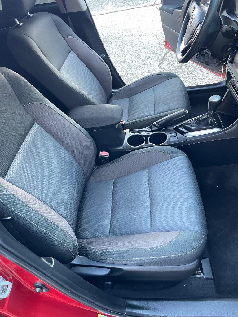 2017 Toyota Corolla LE photo