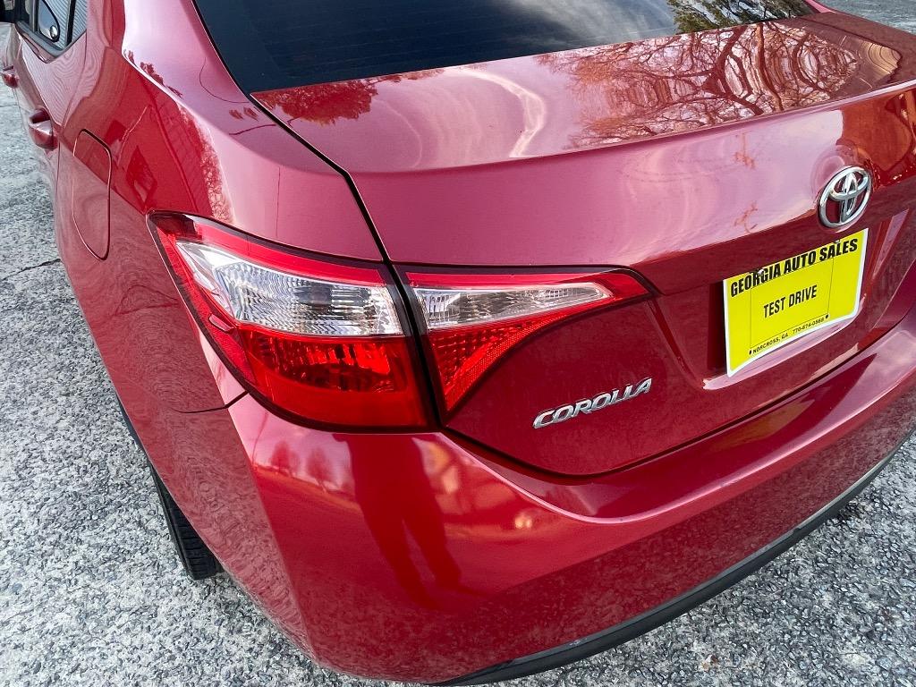 2017 Toyota Corolla LE photo