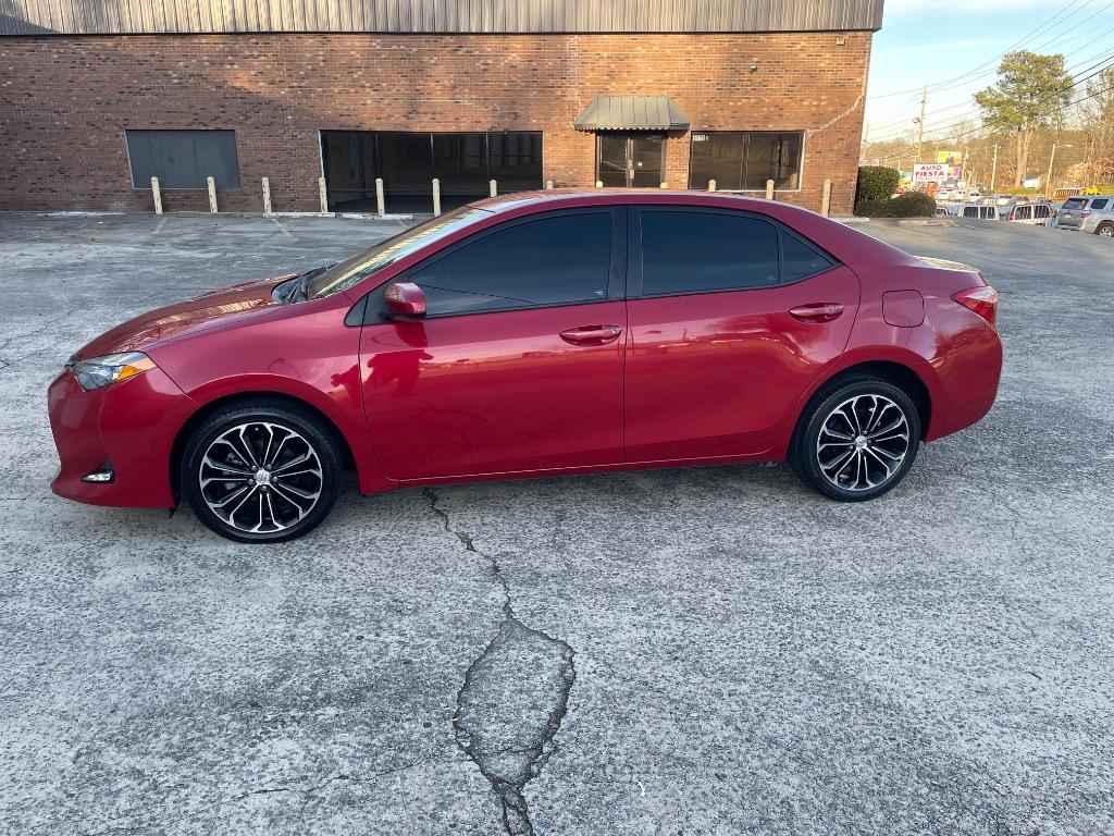 2017 Toyota Corolla LE photo