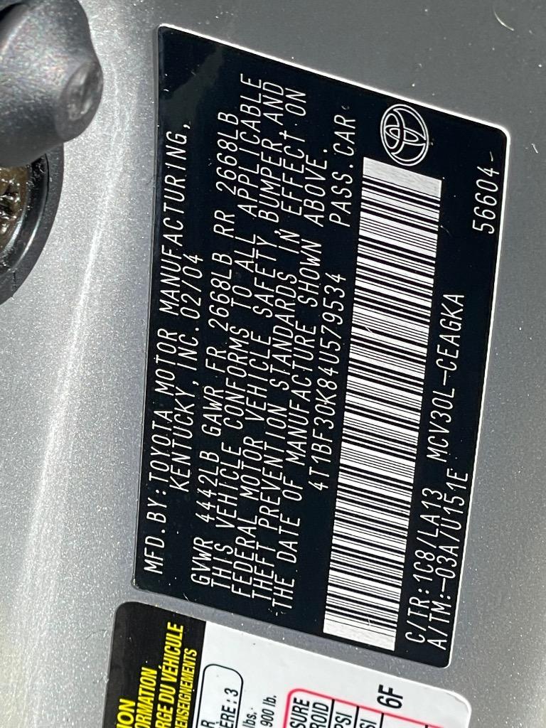 2004 Toyota Camry LE V6 photo