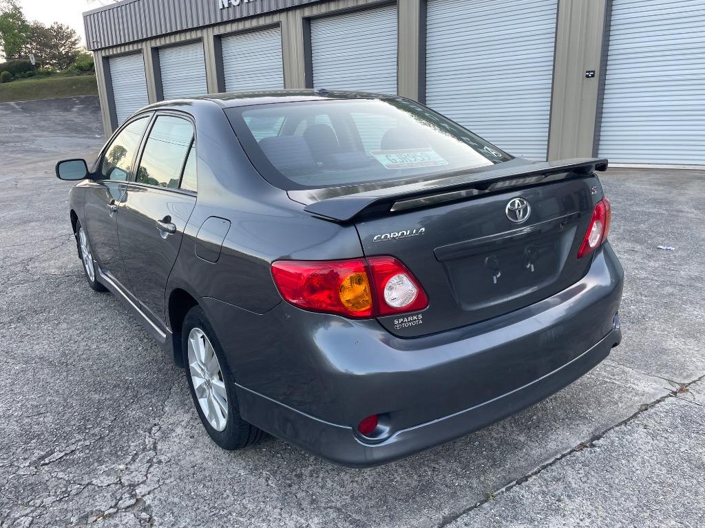 2010 Toyota Corolla photo