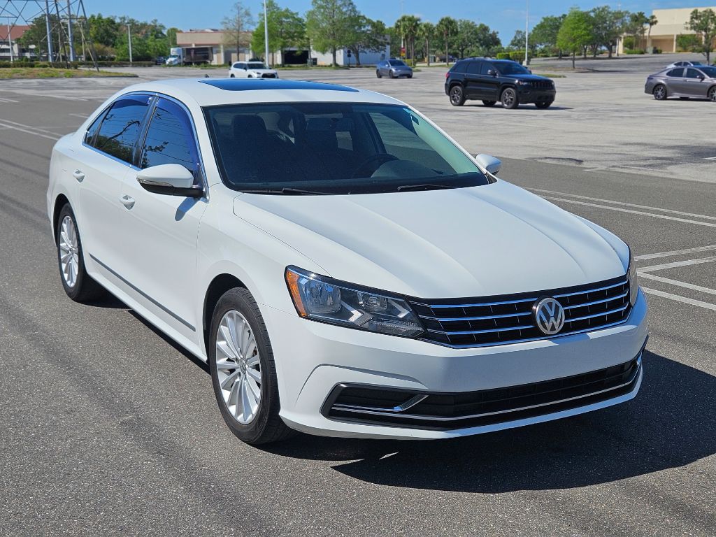 2016 Volkswagen Passat SE photo