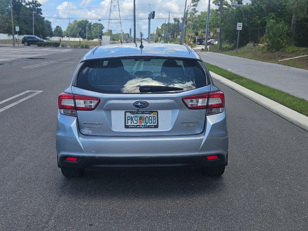 2017 Subaru Impreza photo
