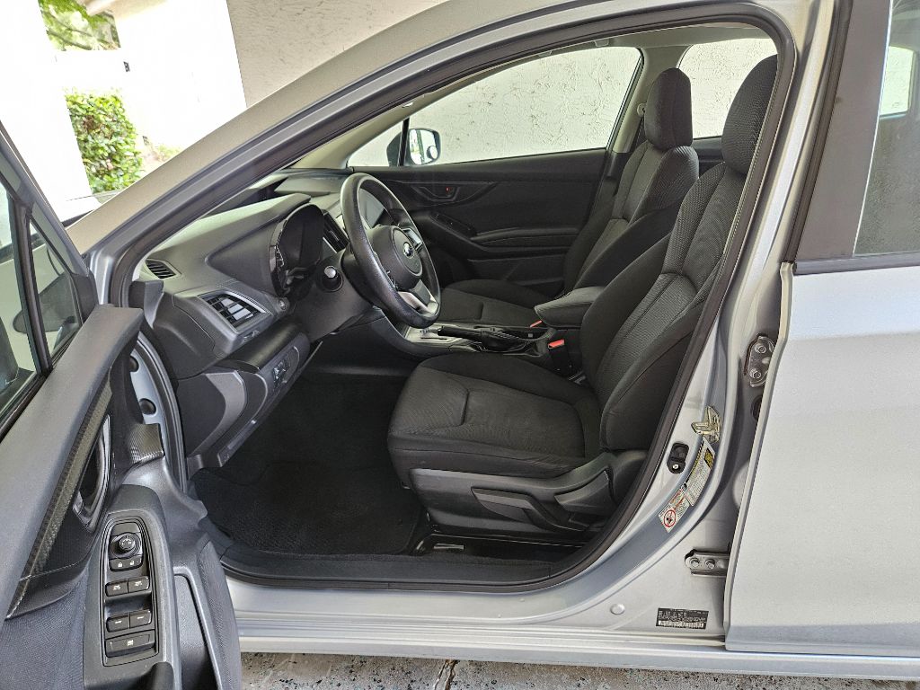 2017 Subaru Impreza photo