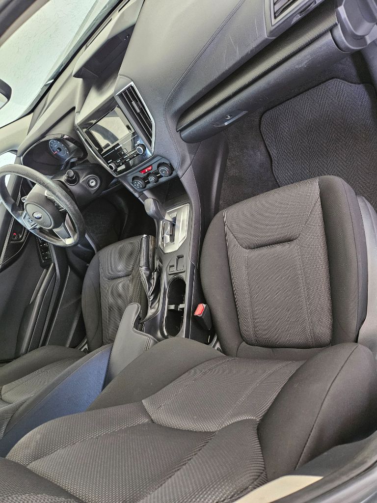 2017 Subaru Impreza photo