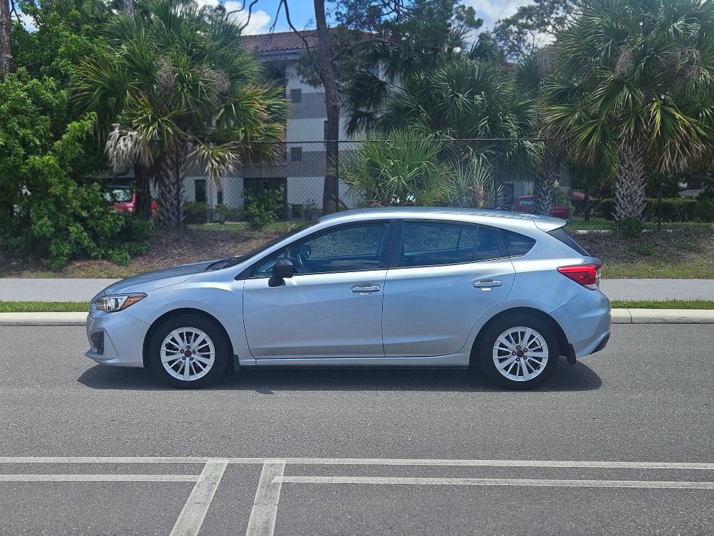 2017 Subaru Impreza photo
