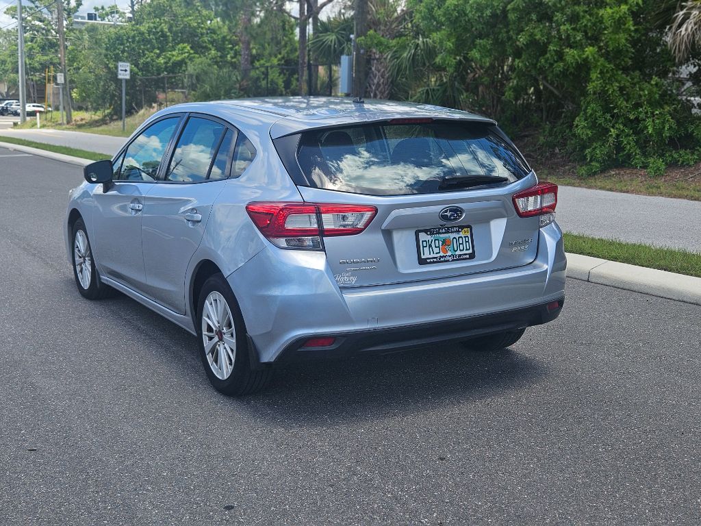 2017 Subaru Impreza photo
