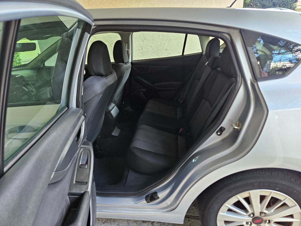 2017 Subaru Impreza photo