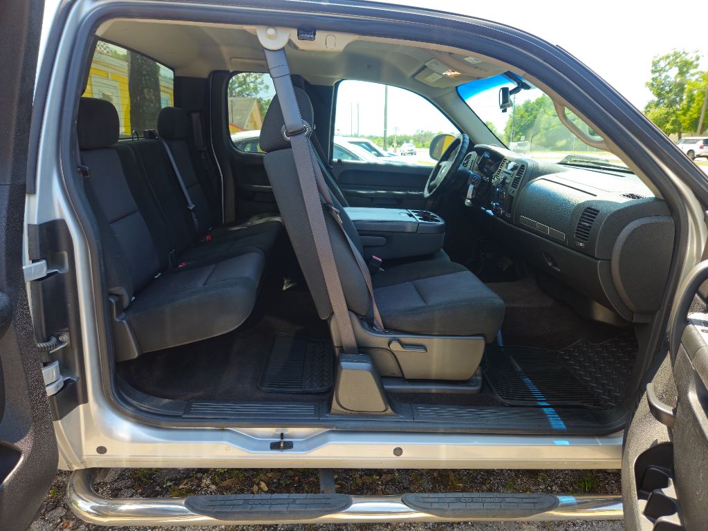2012 Chevrolet Silverado 1500 - $8,700
