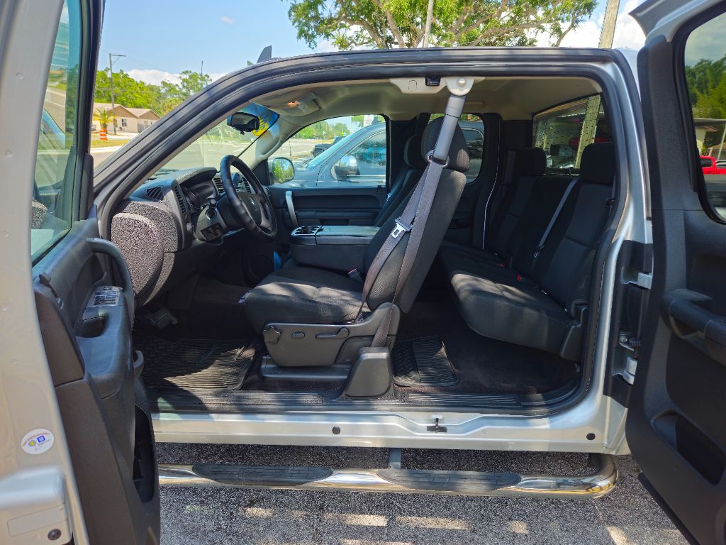 2012 Chevrolet Silverado 1500 - $8,700