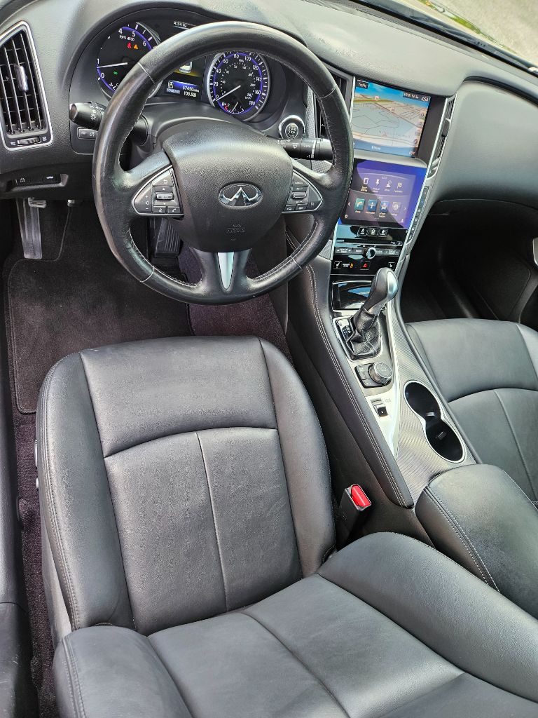 2017 INFINITI Q50 - $13,300