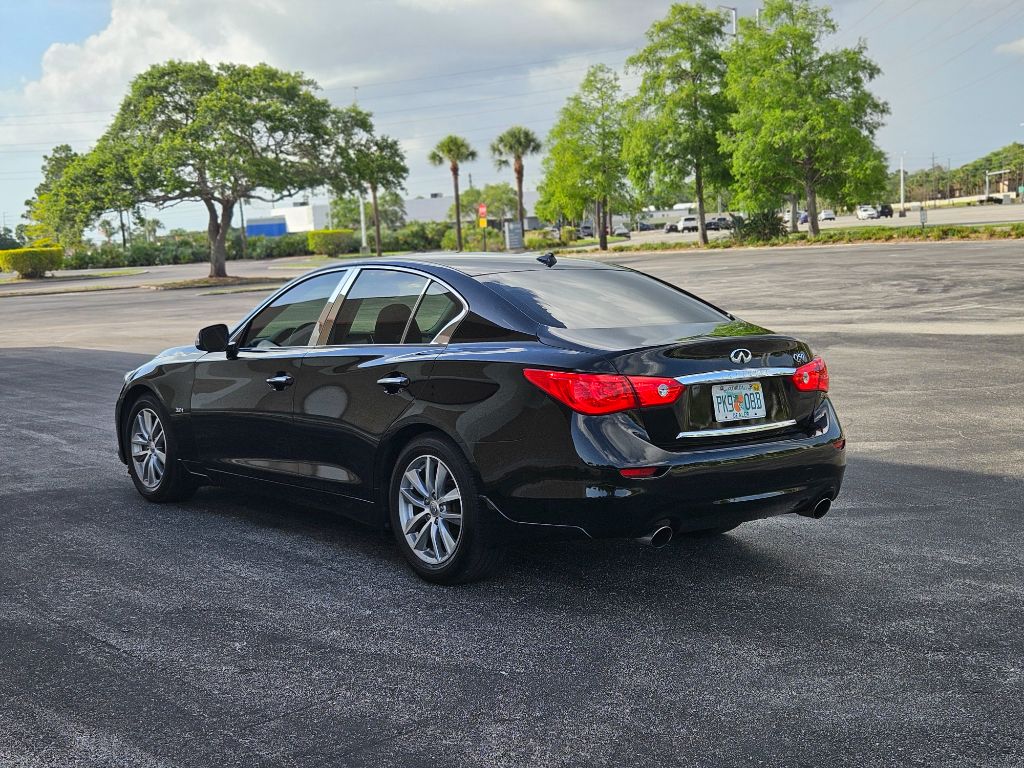 2017 INFINITI Q50 - $13,300