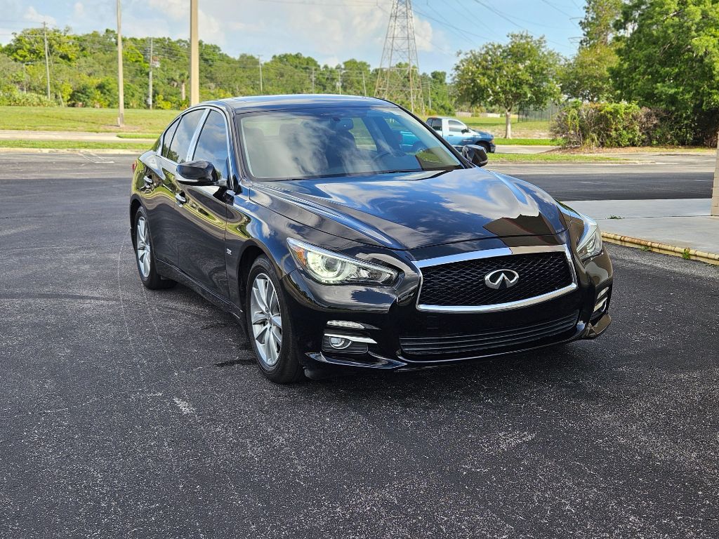 2017 INFINITI Q50 - $13,300