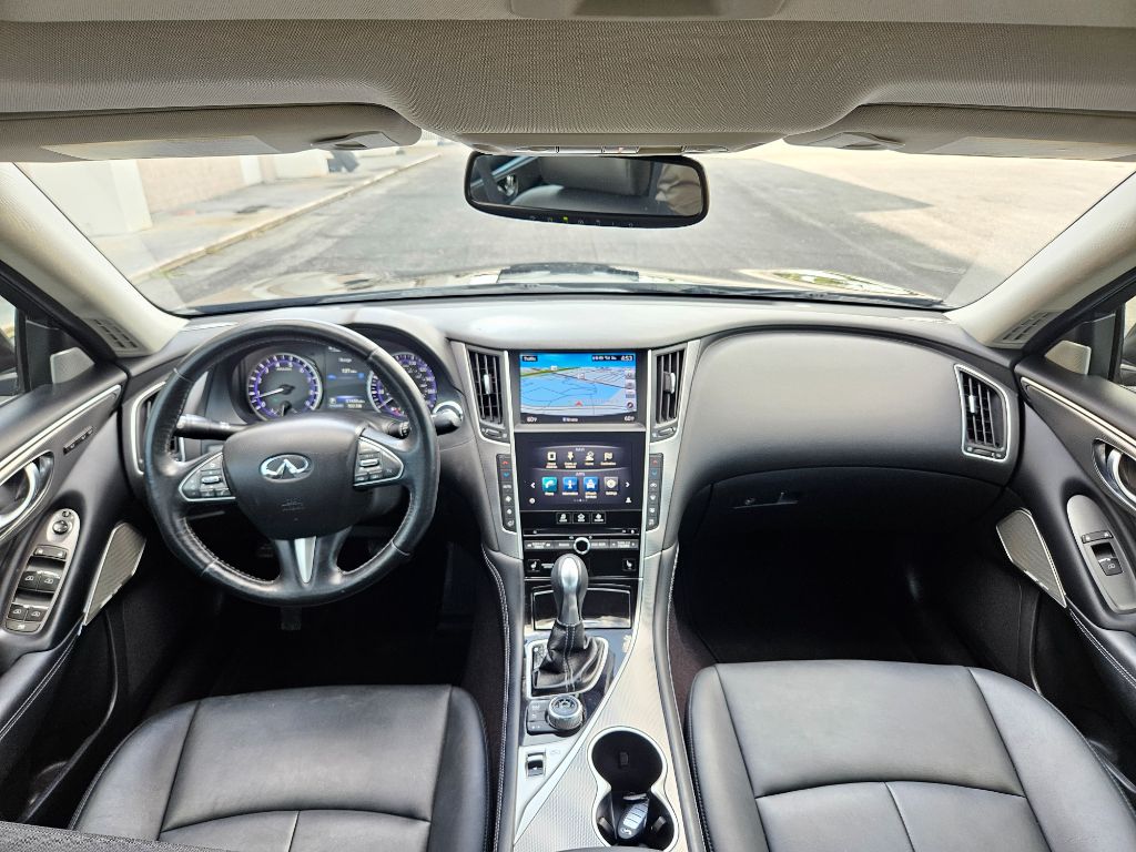 2017 INFINITI Q50 - $13,300
