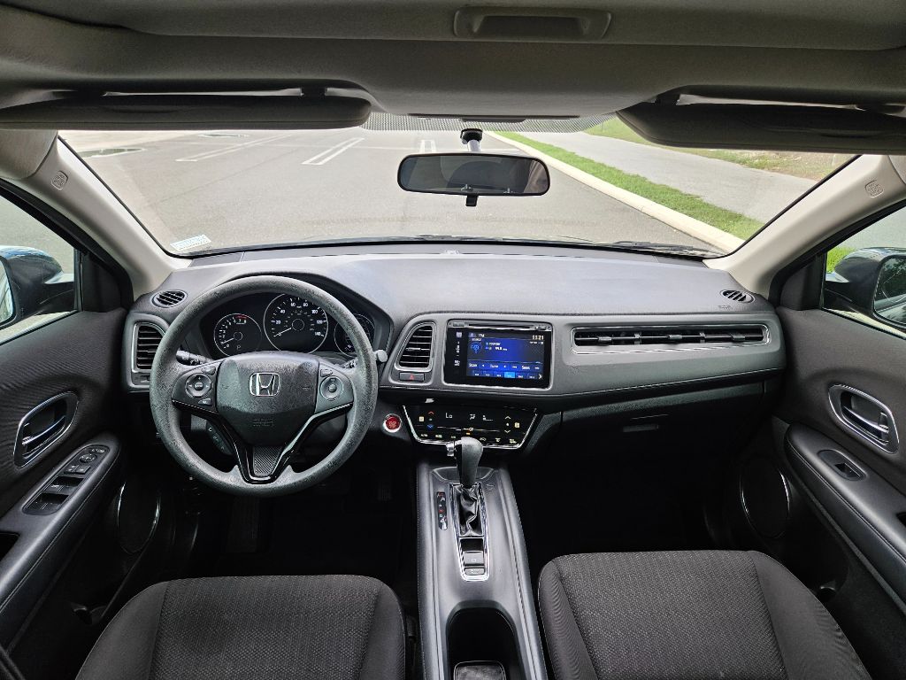 2017 Honda HR-V - $10,990