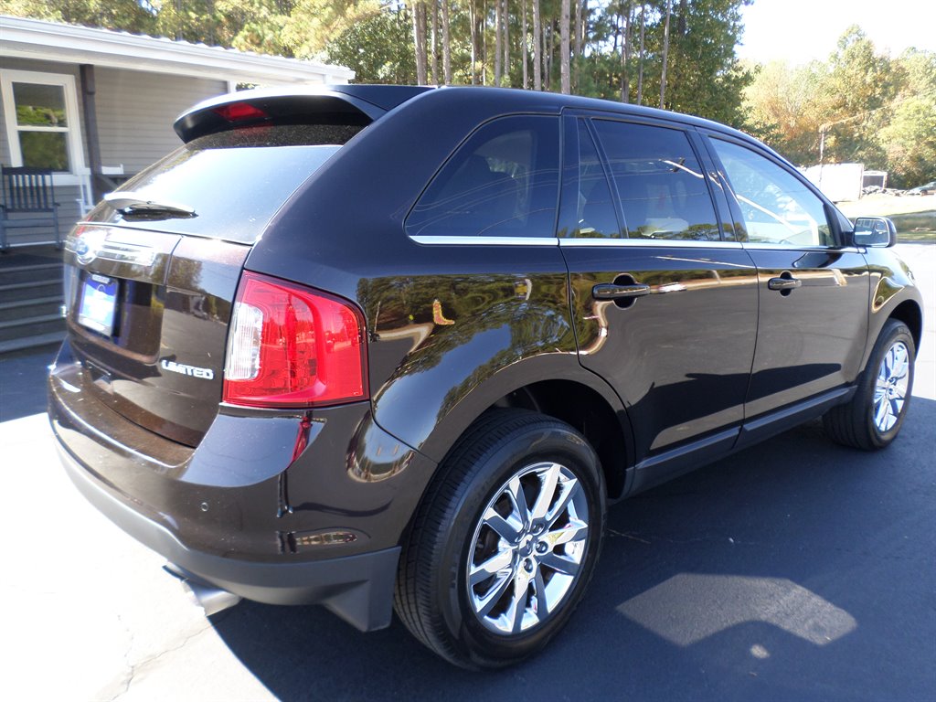 The 2013 Ford Edge Limited
