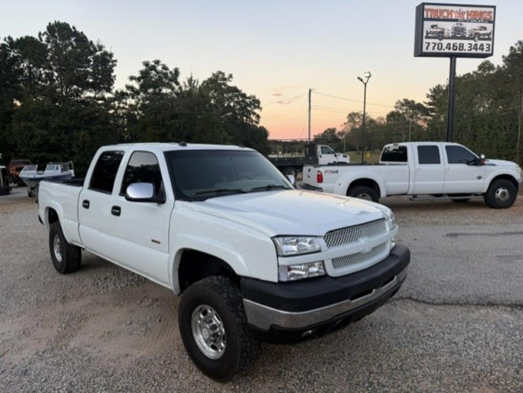 2004 Chevrolet Silverado - $9,500