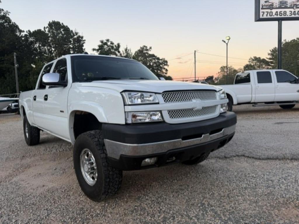2004 Chevrolet Silverado - $9,500