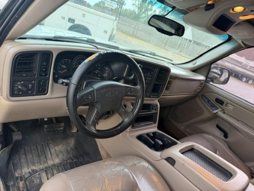 2004 Chevrolet Silverado - $9,500