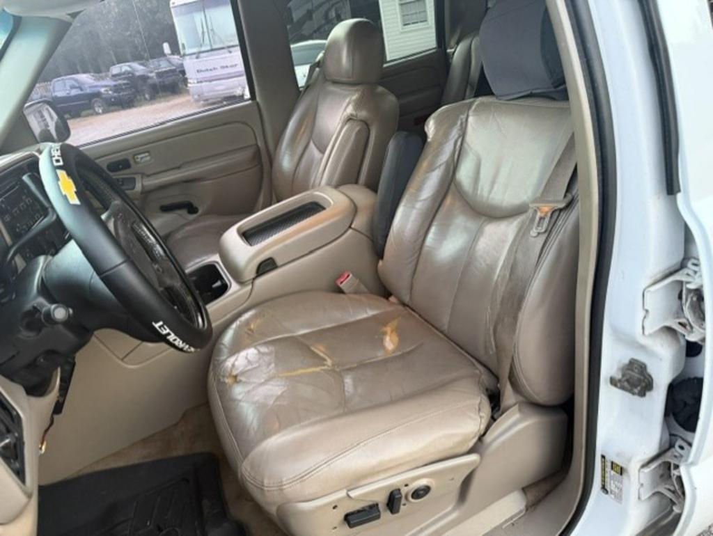 2004 Chevrolet Silverado - $9,500