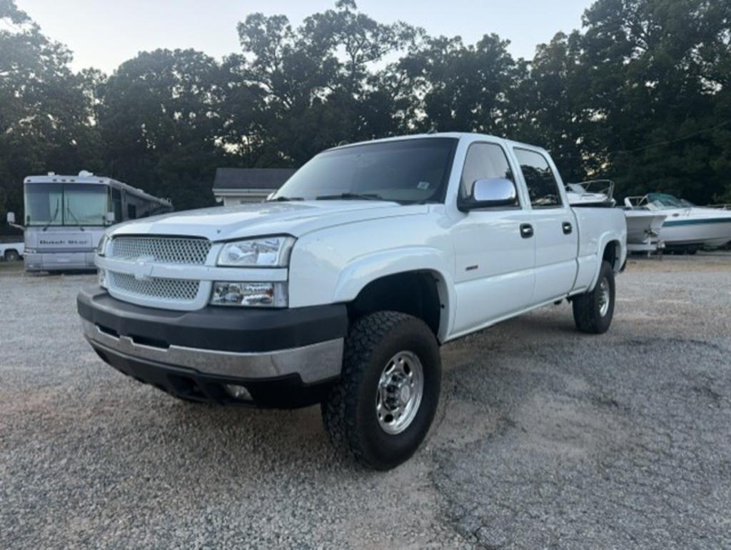 2004 Chevrolet Silverado - $9,500