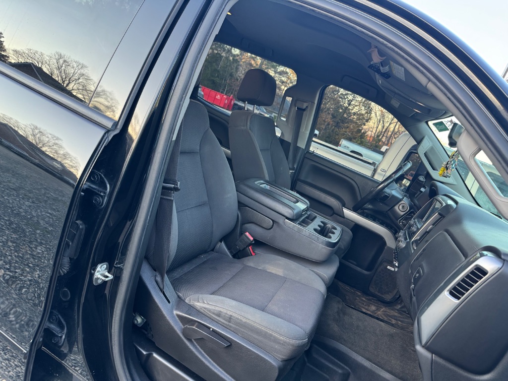 2018 Chevrolet Silverado 2500 LT photo