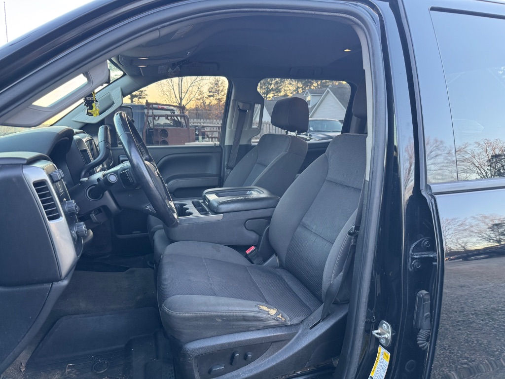 2018 Chevrolet Silverado 2500 LT photo