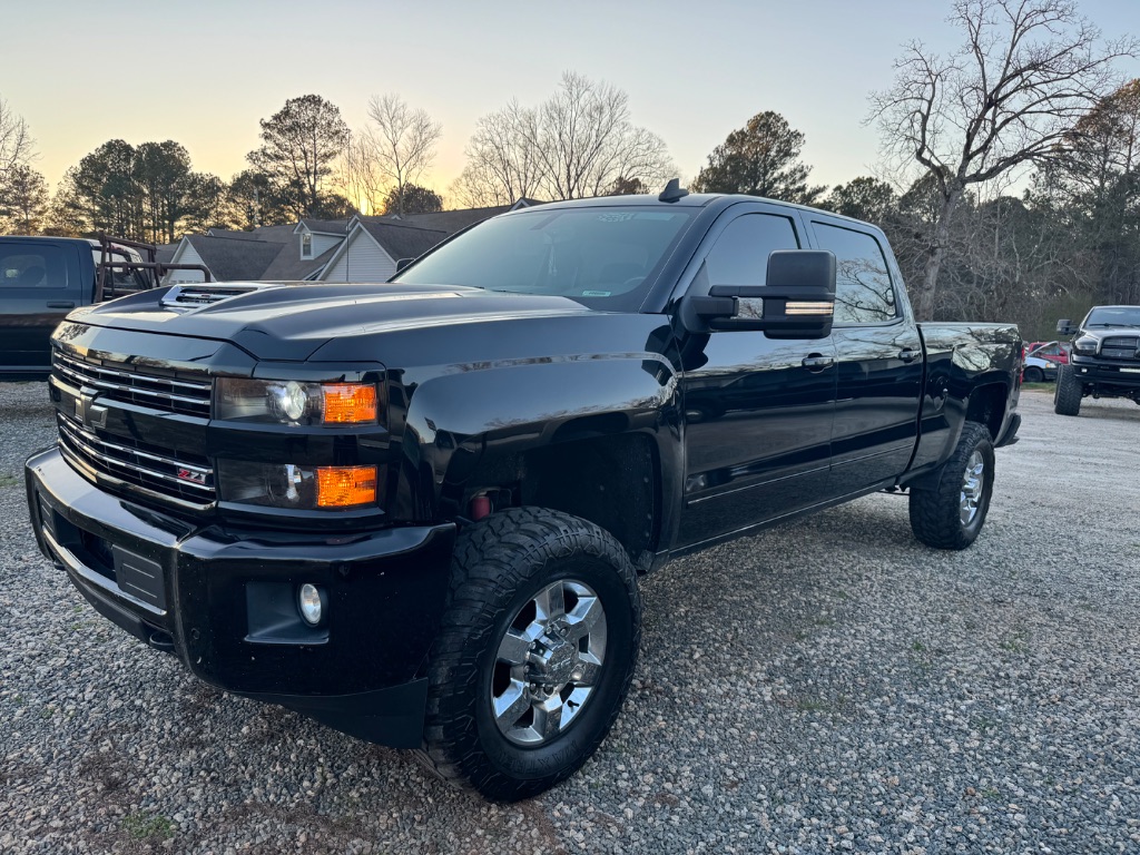 2018 Chevrolet Silverado 2500 LT photo