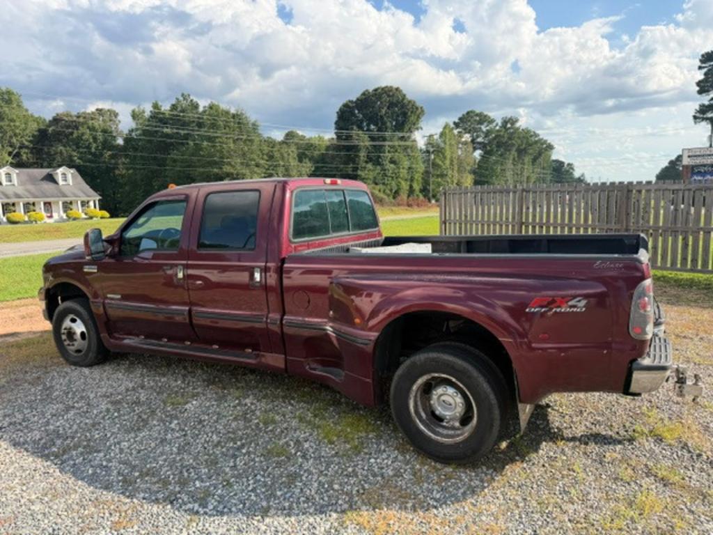 2006 Ford F-350 - $11,500