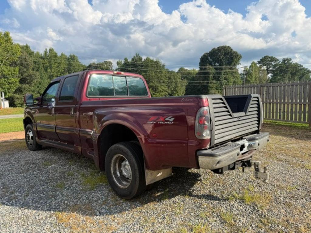 2006 Ford F-350 - $11,500