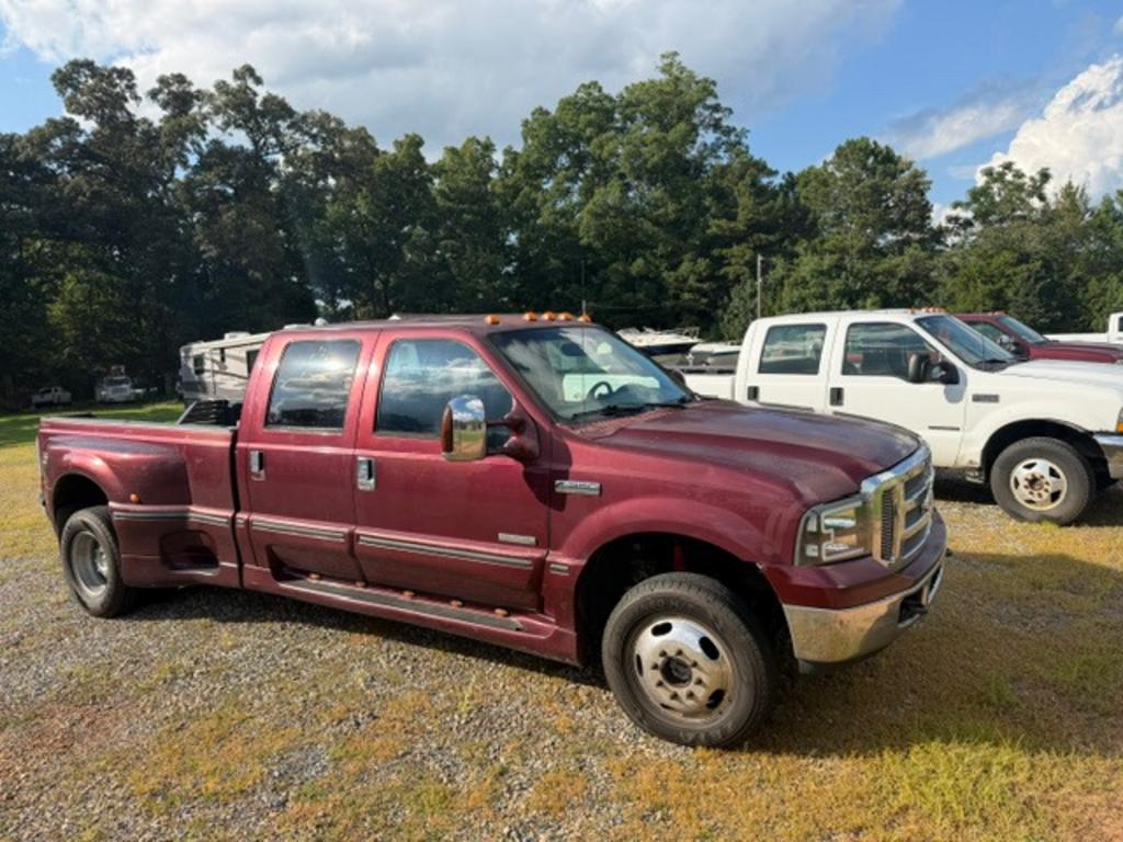 2006 Ford F-350 - $11,500